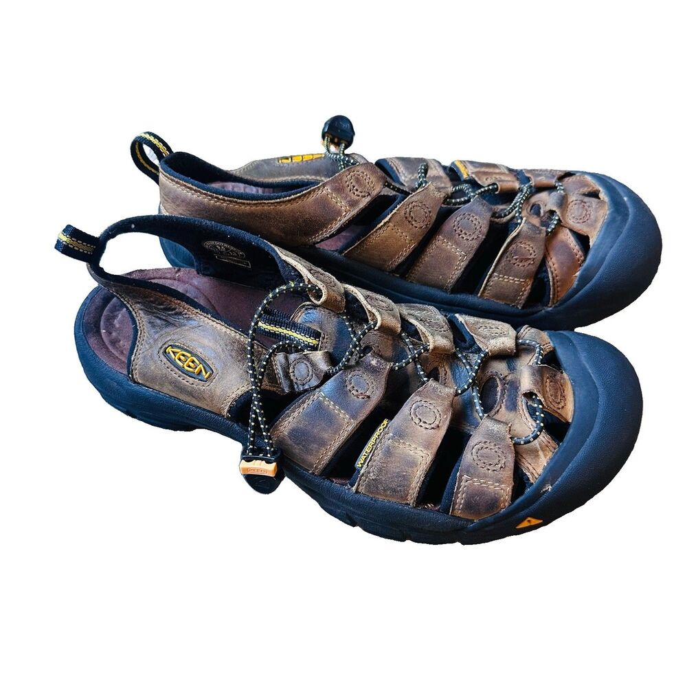 KEEN Newport Sandals Men SZ 9.5 Brown Bison Leather Waterproof Hiking H2 Comfort